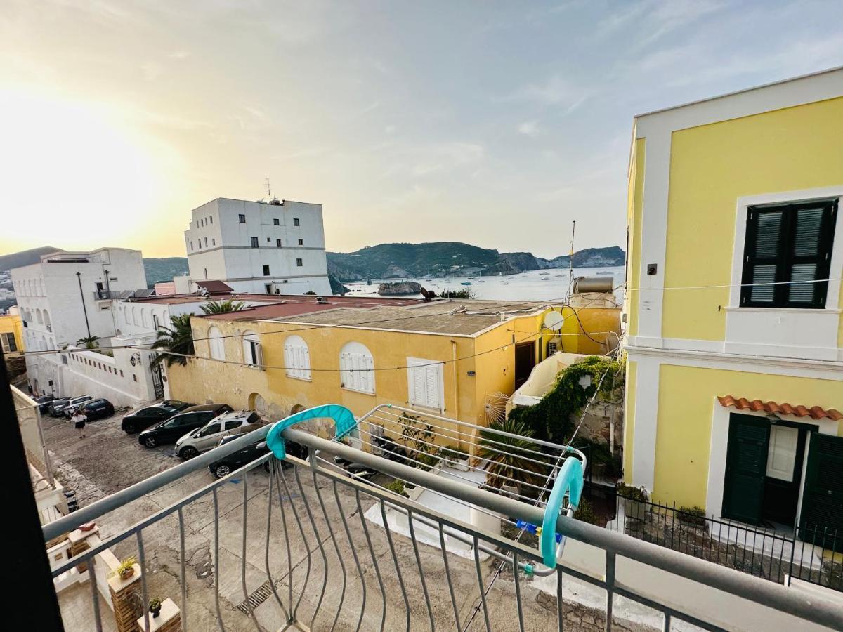 Sky Ponza - Immobilevante Eksteriør bilde