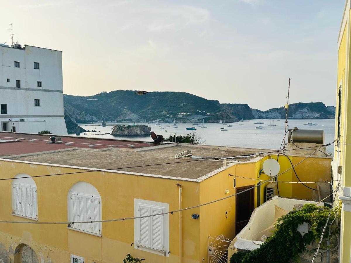 Sky Ponza - Immobilevante Eksteriør bilde